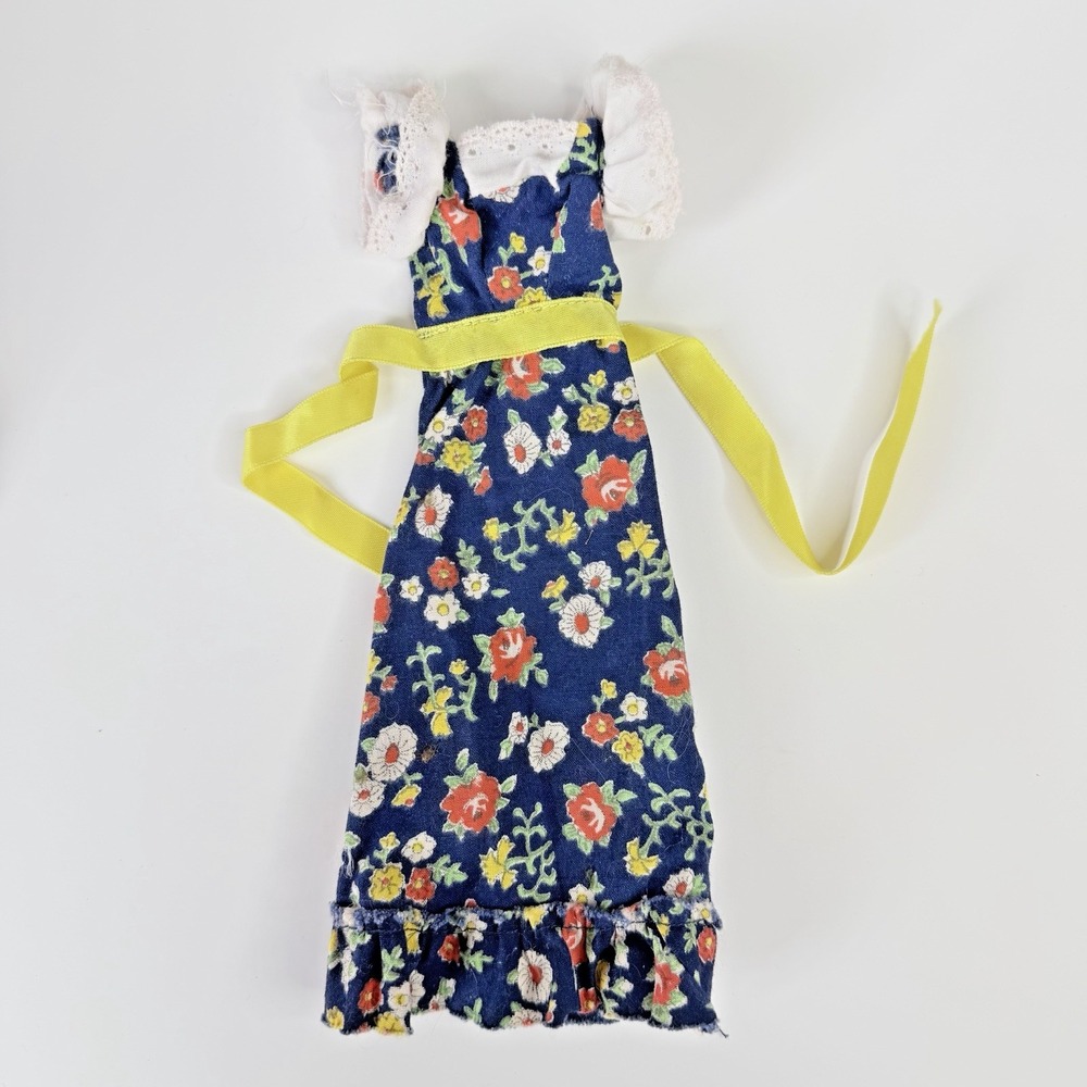 Vtg Barbie Mattel Francie Best Buy #7769 Blue Floral Peasant Dress Fashion Doll